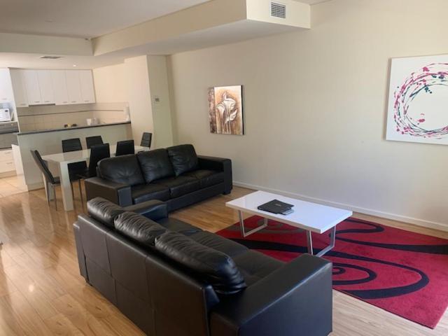 Rnr Serviced Apartments Adelaide - Wakefield St Dış mekan fotoğraf